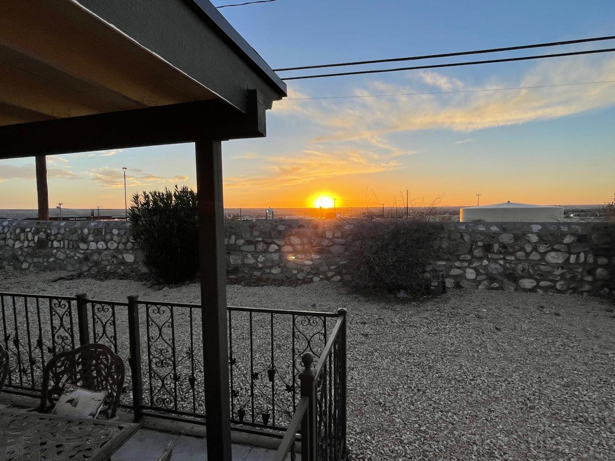 The Hummingbird Sunset Home, West Side Эль-Пасо Экстерьер фото